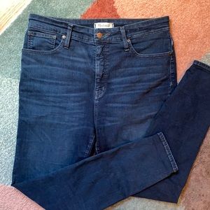 Madewell Curvy Highrise Skinny Jean 👖